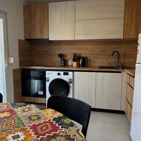 Apartment Luna Sabunike *